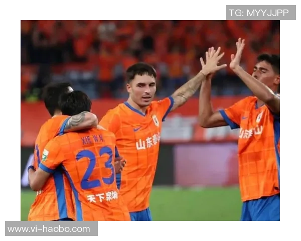 西班牙媒体报道阿尔瓦赛特对泰山中卫洛佩斯表现出浓厚兴趣