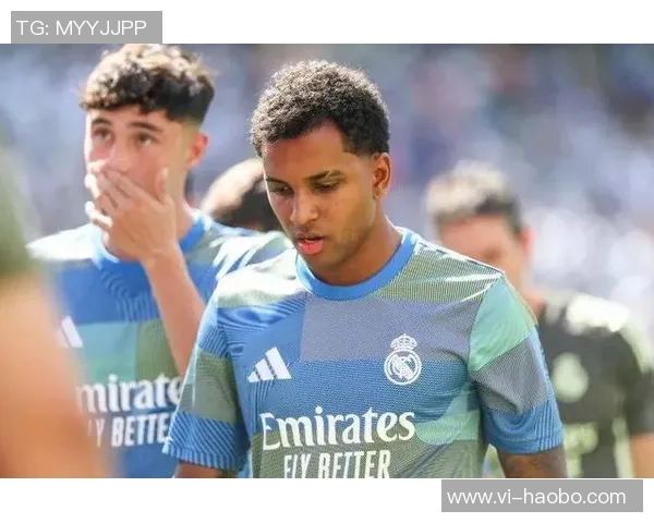 皇马关注24岁摩洛哥中场艾纳维球员目前效力于罗马