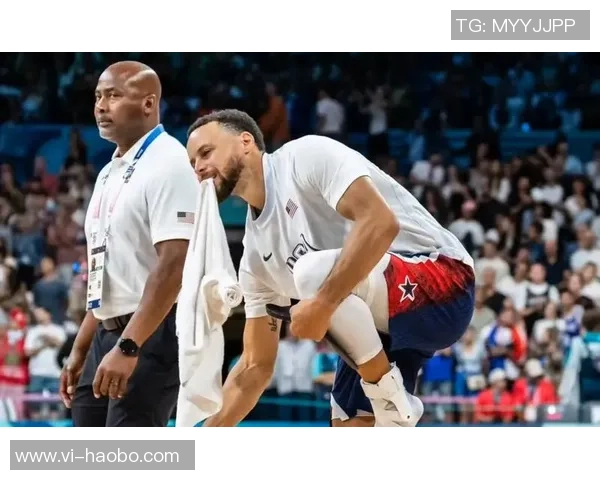 FIBA趣味互动揭秘：谁与库里安东尼施罗德约基奇曾是队友