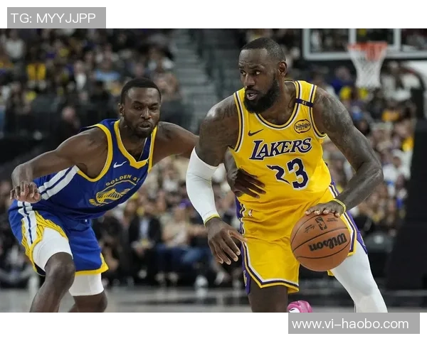 布朗尼被包夹失误库里反击背传希尔德意外失球引发争议